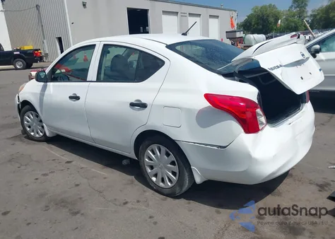 2014 Nissan Versa 1.6 S+ из США, поврежденный, VIN 3N1CN7APXEL831764